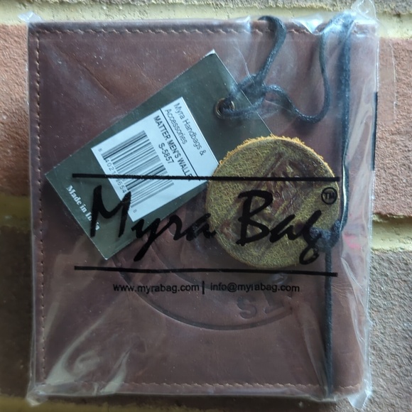 Mens Myra Leather Wallet - Picture 4 of 4